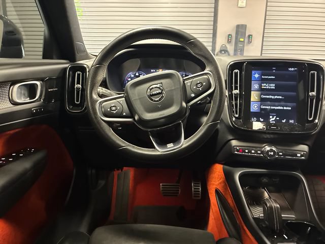 Used 2019 Volvo XC40 T5 R-Design AWD/4WD image 13
