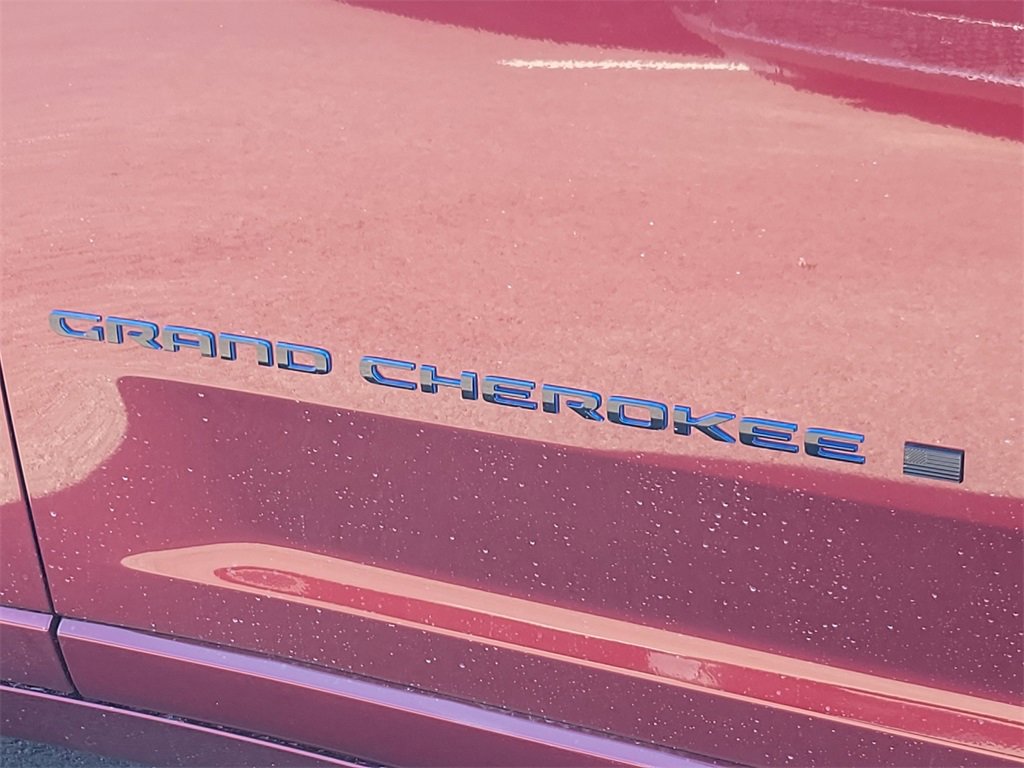 New 2024 Jeep Grand Cherokee Limited 4xe image 10