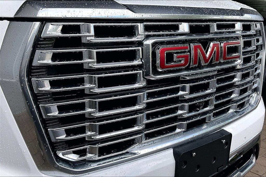 Used 2026 GMC Yukon Denali w/ Denali Reserve Package AWD/4WD image 26