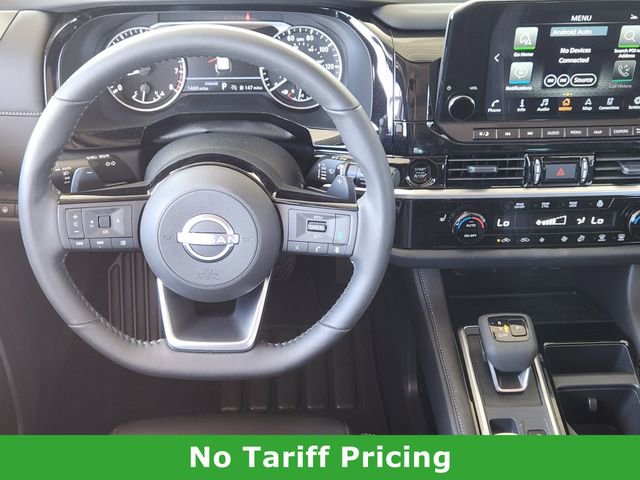 Certified 2025 Nissan Pathfinder SL image 24