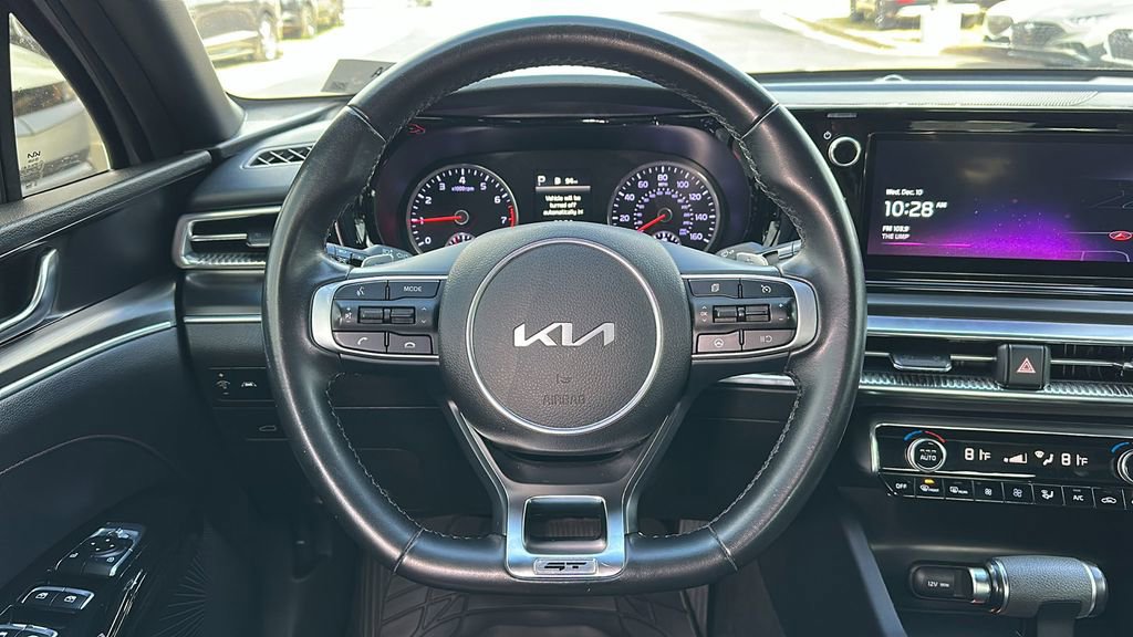 Used 2023 Kia K5 GT image 12