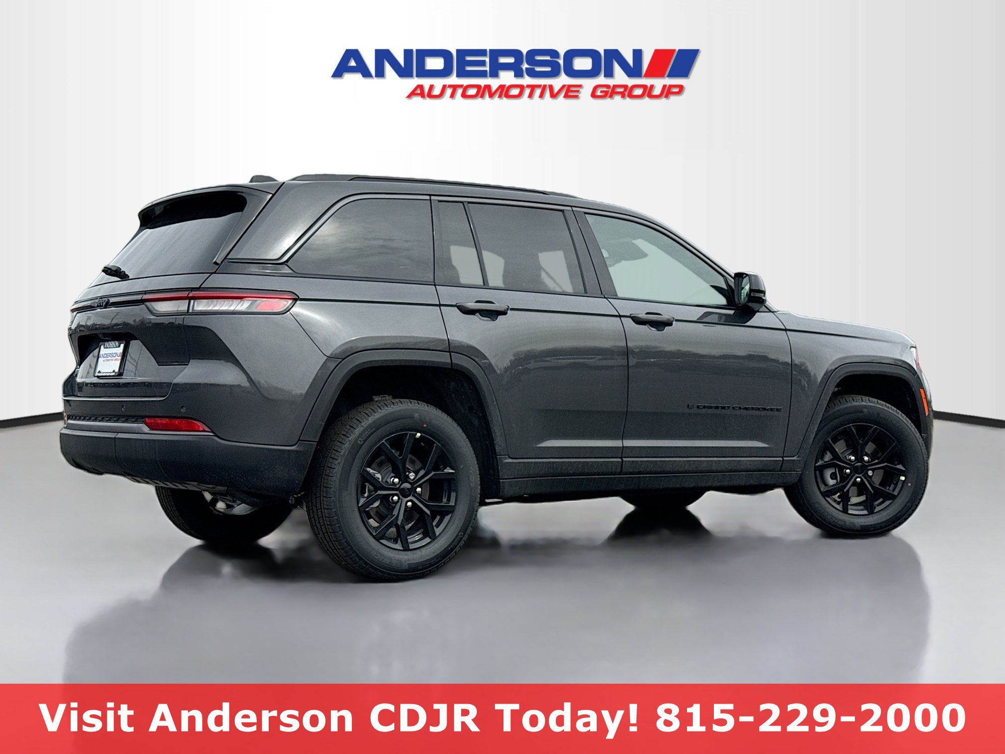 New 2026 Jeep Grand Cherokee Altitude AWD/4WD image 2