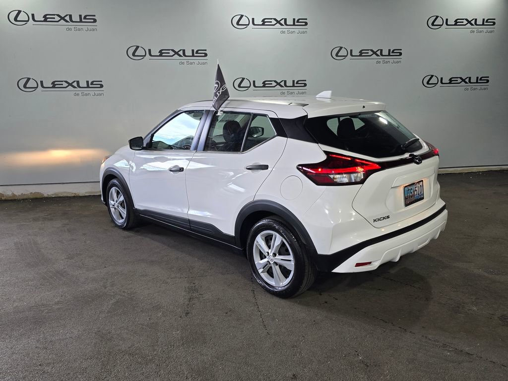 Used 2021 Nissan Kicks S image 8