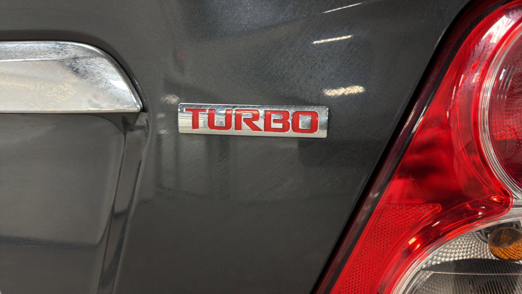 Used 2015 Chevrolet Sonic LTZ image 13