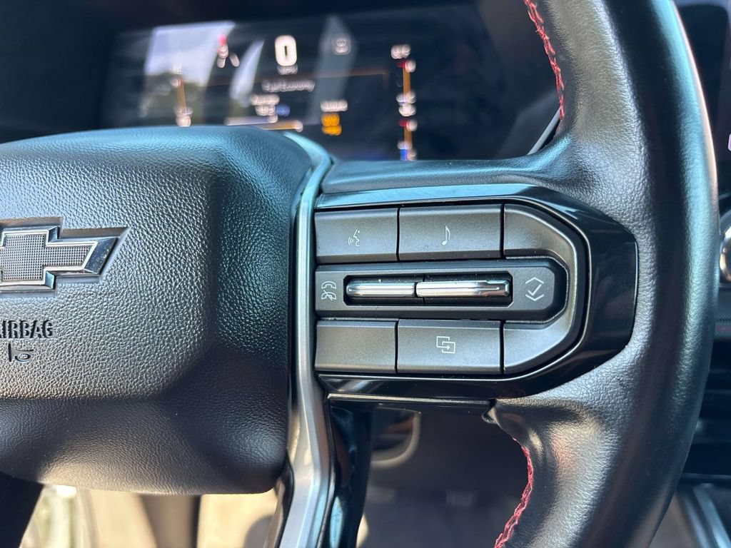Used 2023 Chevrolet Colorado Z71 w/ Z71 Convenience Package 2 AWD/4WD image 20