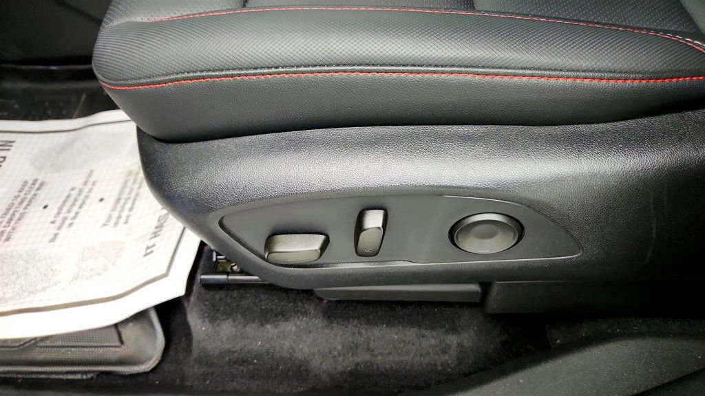Used 2024 Chevrolet Traverse Z71 AWD/4WD image 11