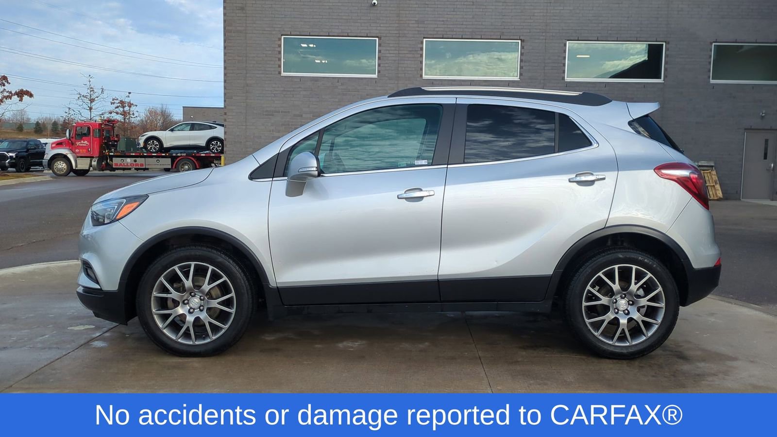 Used 2018 Buick Encore Sport Touring w/ Safety Package image 2