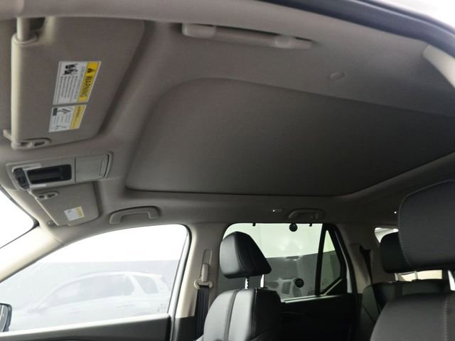 New 2025 Honda Pilot Touring image 28