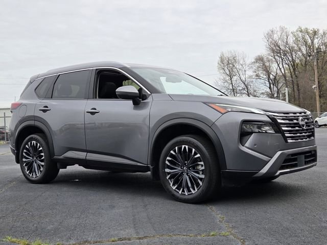Used 2025 Nissan Rogue SL w/ Tech Package AWD/4WD image 4