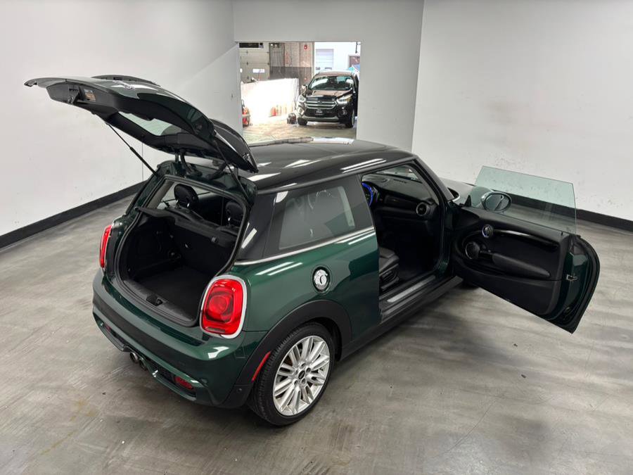 Used 2015 MINI Cooper S image 24