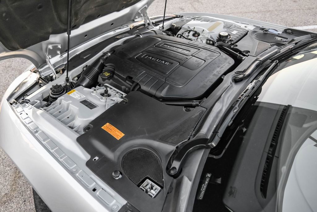 Used 2010 Jaguar XK Convertible image 45