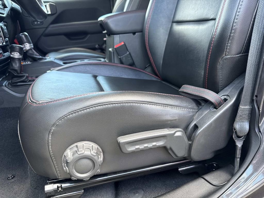 Used 2020 Jeep Wrangler Unlimited Rubicon AWD/4WD image 19