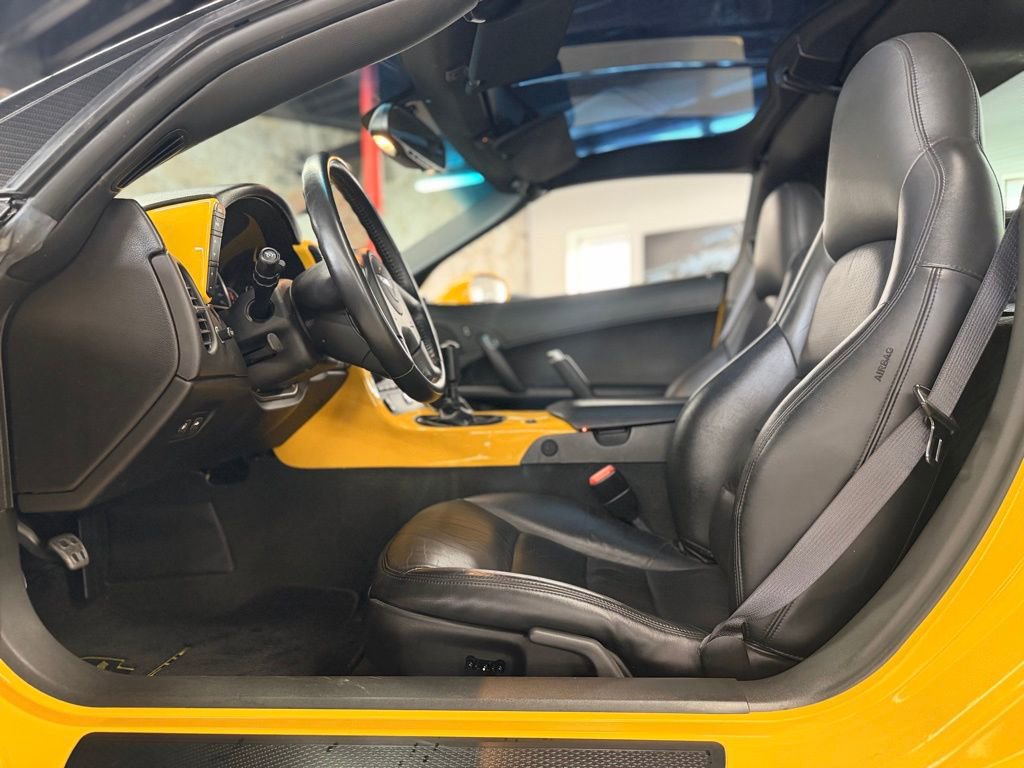 Used 2005 Chevrolet Corvette Coupe w/ Preferred Equipment Group image 11