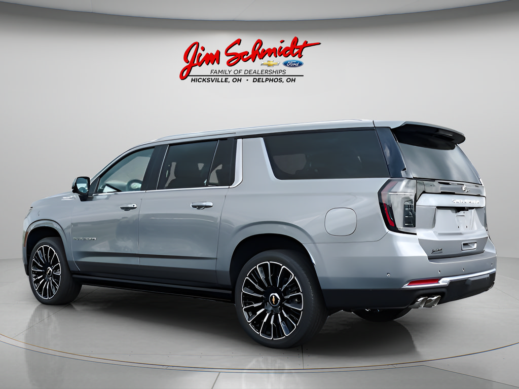 New 2026 Chevrolet Suburban High Country AWD/4WD image 4