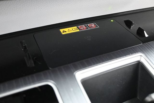 Used 2026 Toyota Sienna XLE AWD/4WD image 31