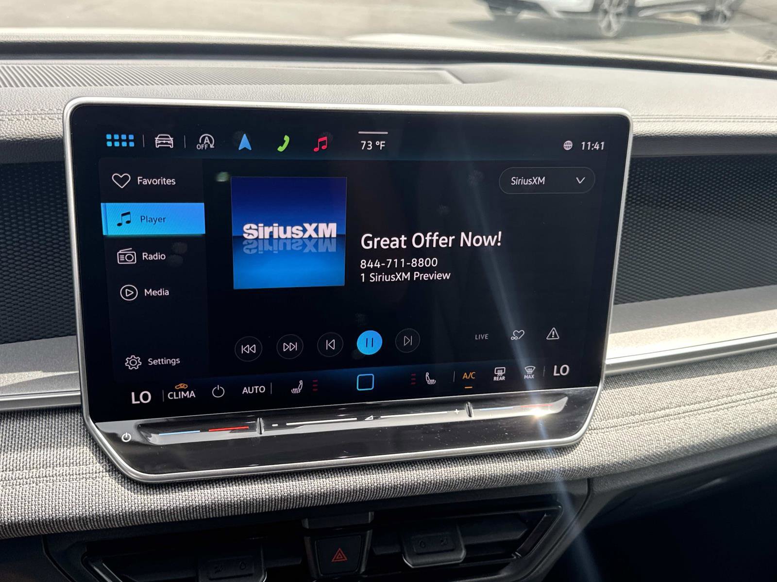 Certified 2025 Volkswagen Tiguan S image 27