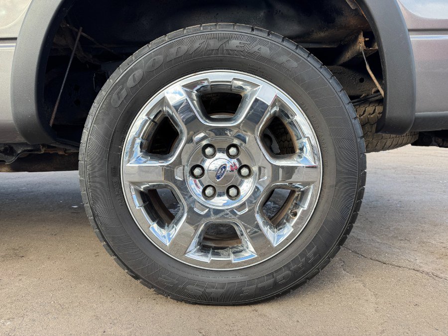 Used 2013 Ford F150 XLT w/ Luxury Equipment Group image 13