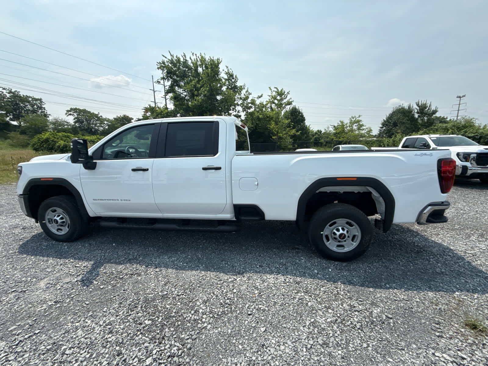 New 2026 GMC Sierra 2500 Pro w/ Convenience Package AWD/4WD image 9