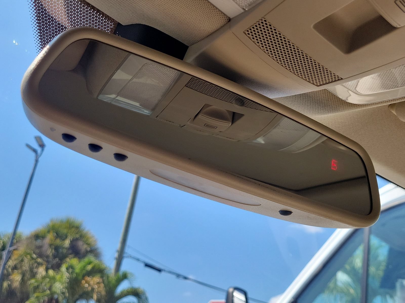 Used 2010 Mercedes-Benz C 300 Sedan image 29