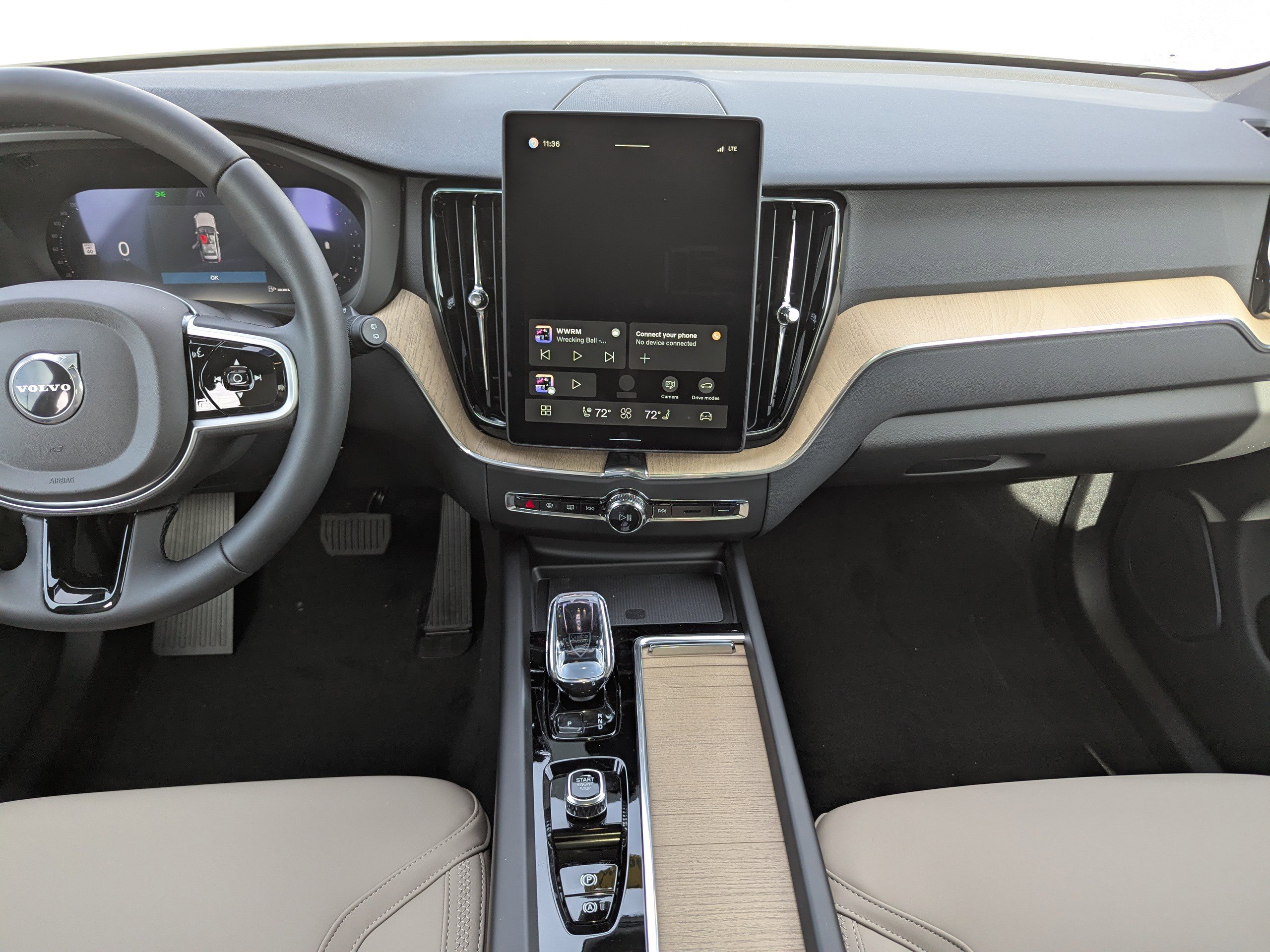 New 2026 Volvo XC60 B5 Core image 13