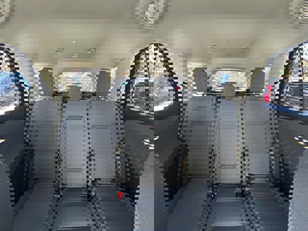 Used 2025 Ford Explorer Active image 22