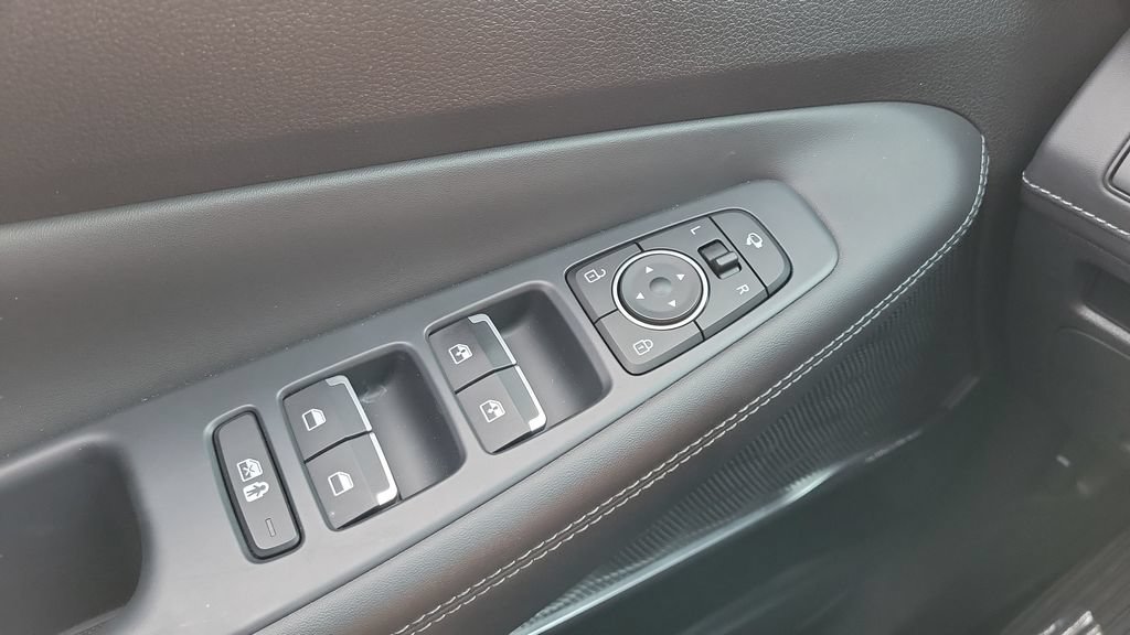 Certified 2023 Hyundai Santa Fe Limited FWD image 23