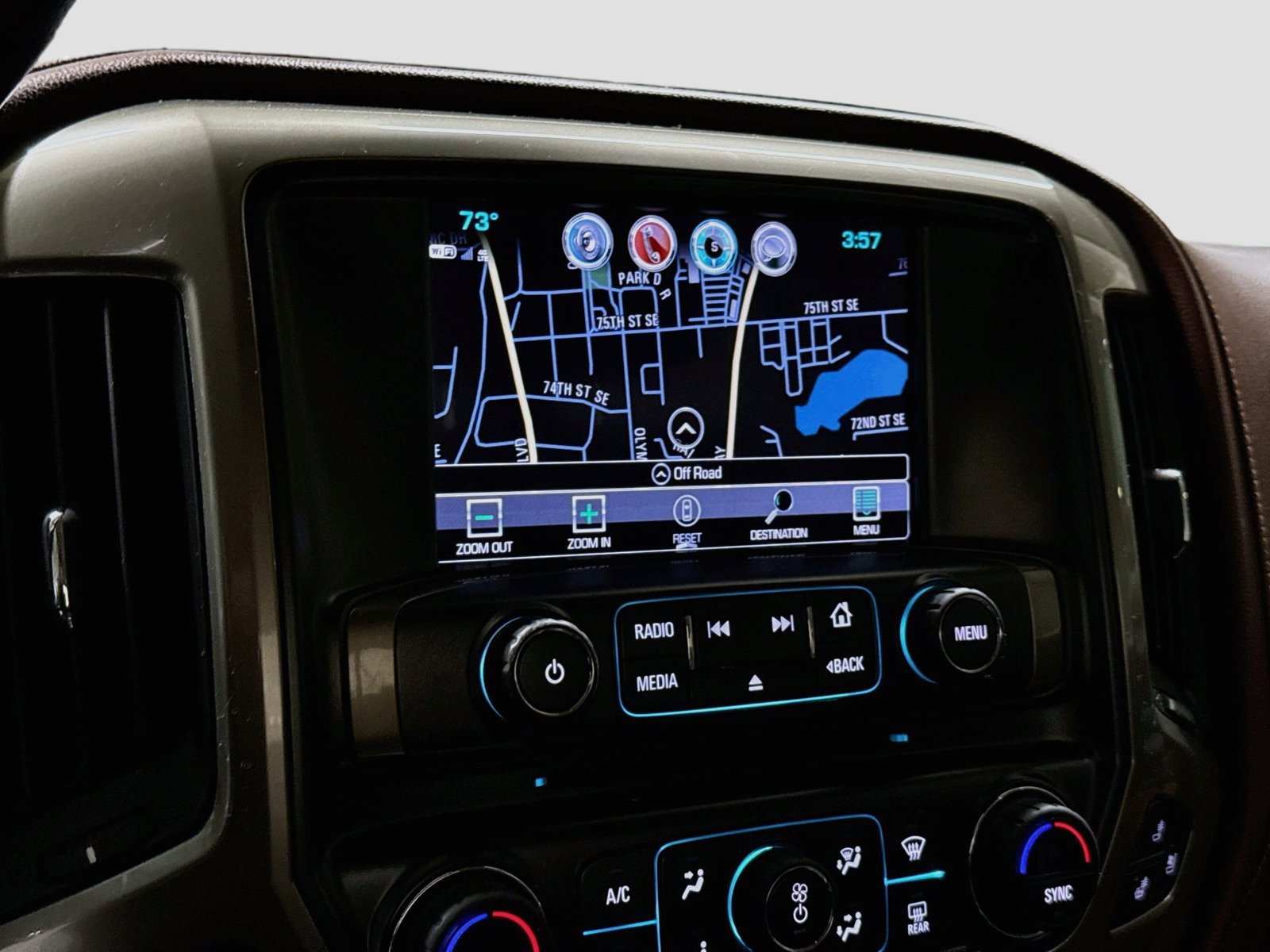 Used 2017 Chevrolet Silverado 2500 High Country w/ Duramax Plus Package AWD/4WD image 16