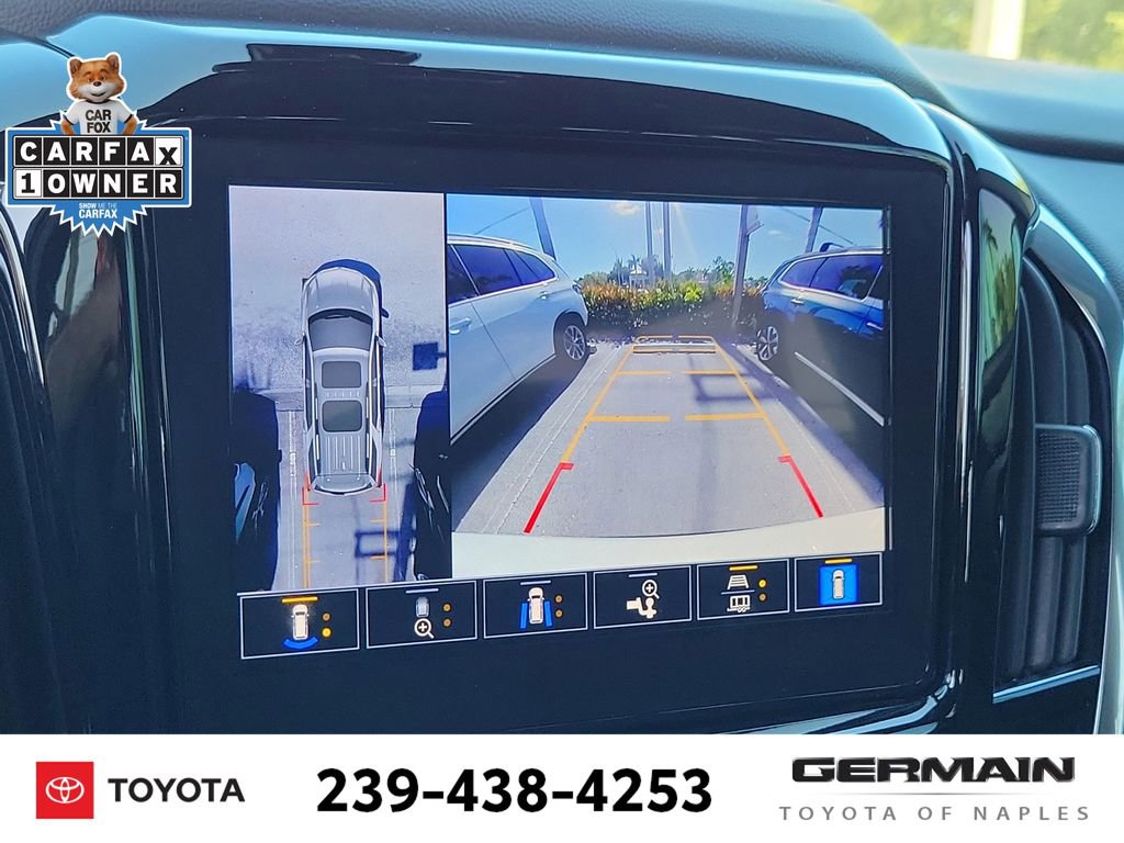 Used 2023 Chevrolet Traverse Premier w/ Redline Edition FWD image 27