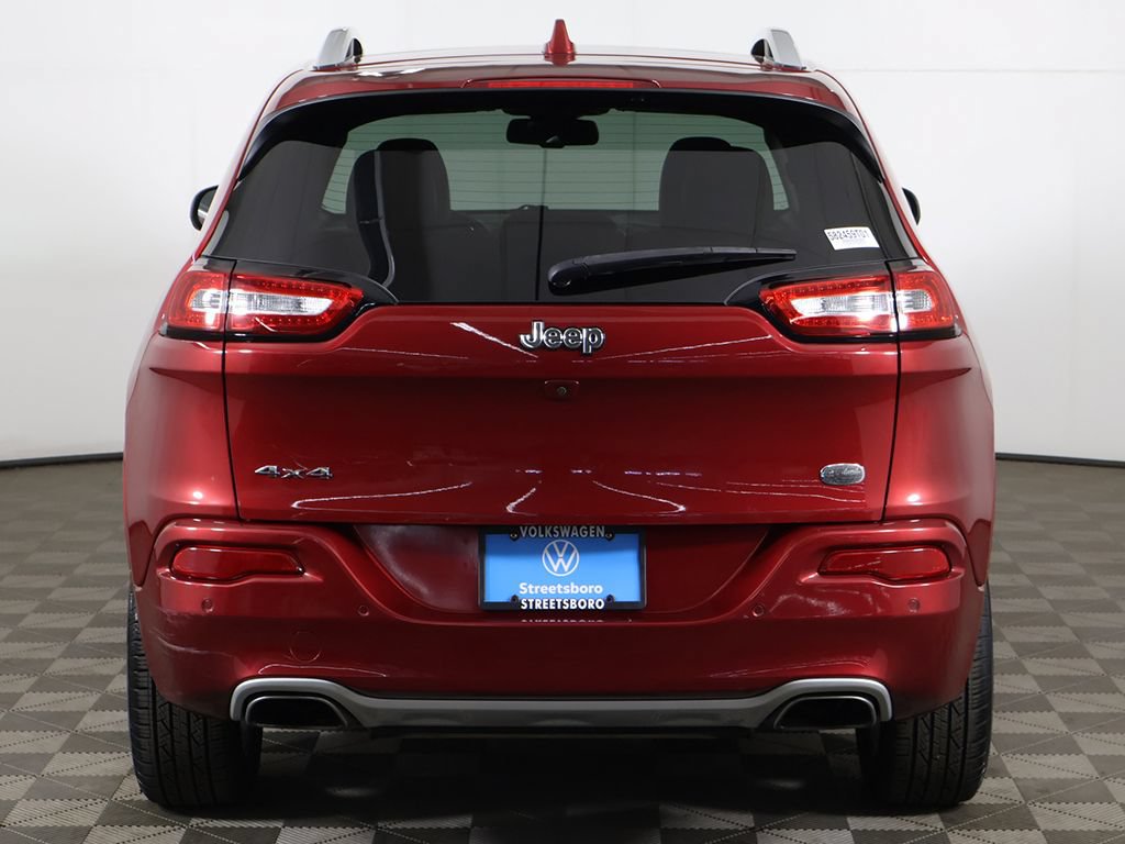 Used 2017 Jeep Cherokee Overland AWD/4WD image 13