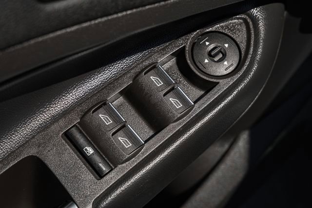 Used 2019 Ford Escape Titanium AWD/4WD image 38