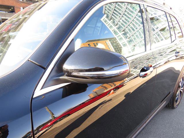 Used 2025 Mercedes-Benz GLB 250 4MATIC image 26