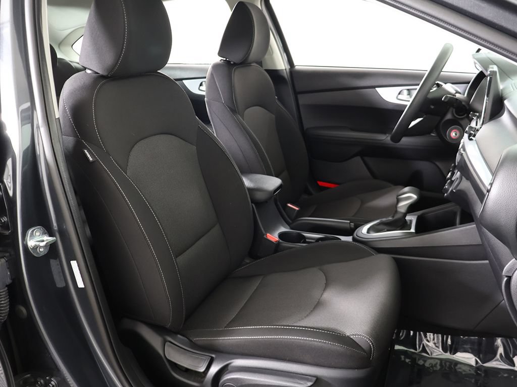 Certified 2024 Kia Forte LXS w/ LXS Technology Package FWD image 28