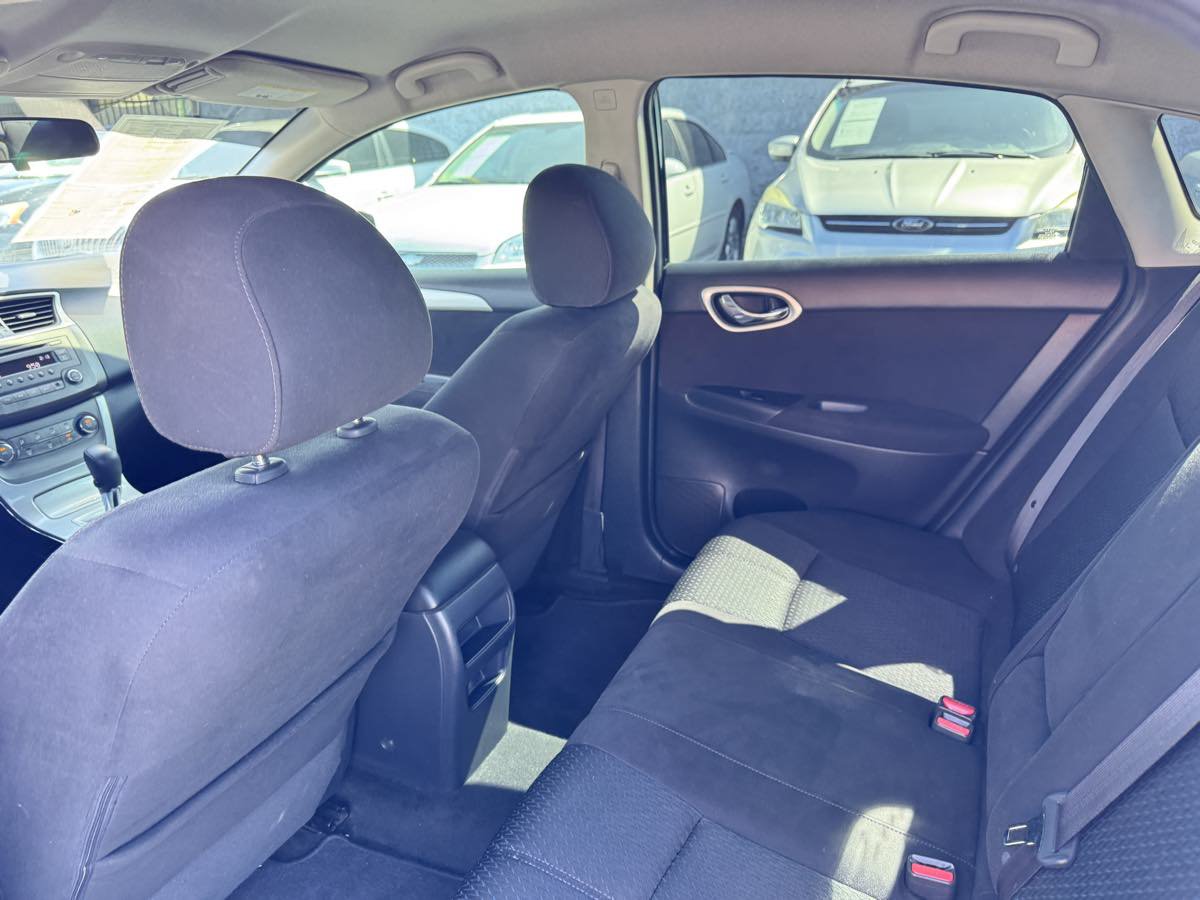 Used 2014 Nissan Sentra SR FWD image 27