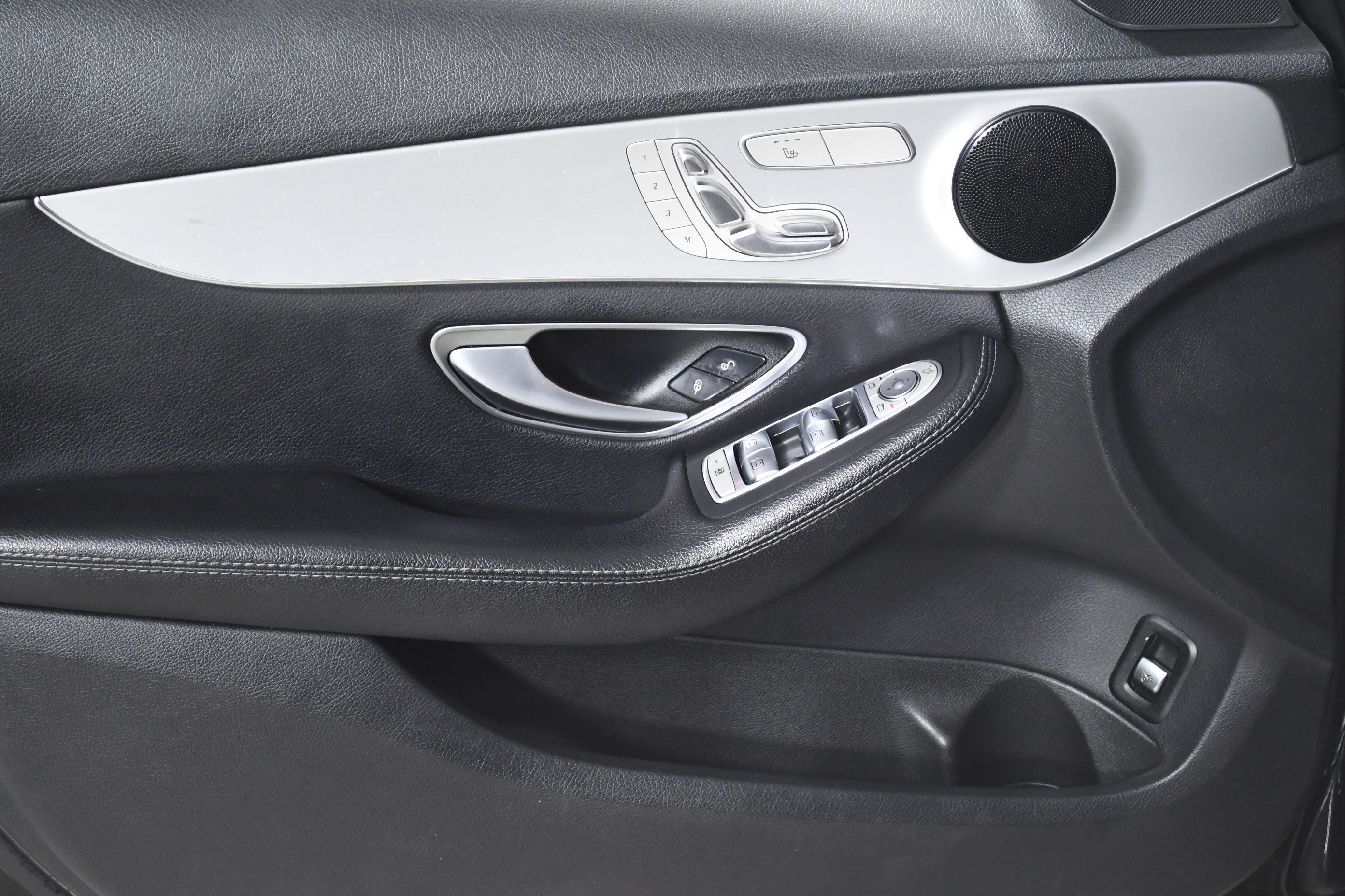 Used 2020 Mercedes-Benz C 300 Sedan image 21