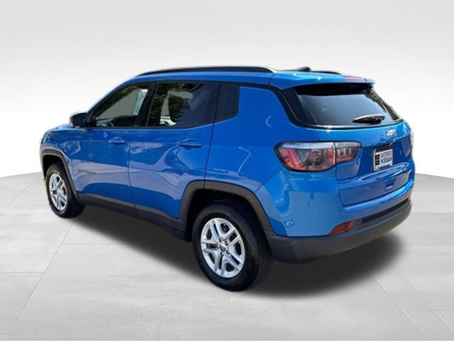 Used 2018 Jeep Compass Sport w/ Tech Group FWD image 9