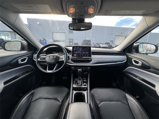 Used 2022 Jeep Compass Latitude w/ Sun and Sound Group image 14