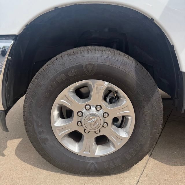 Used 2025 RAM 2500 Big Horn AWD/4WD image 5