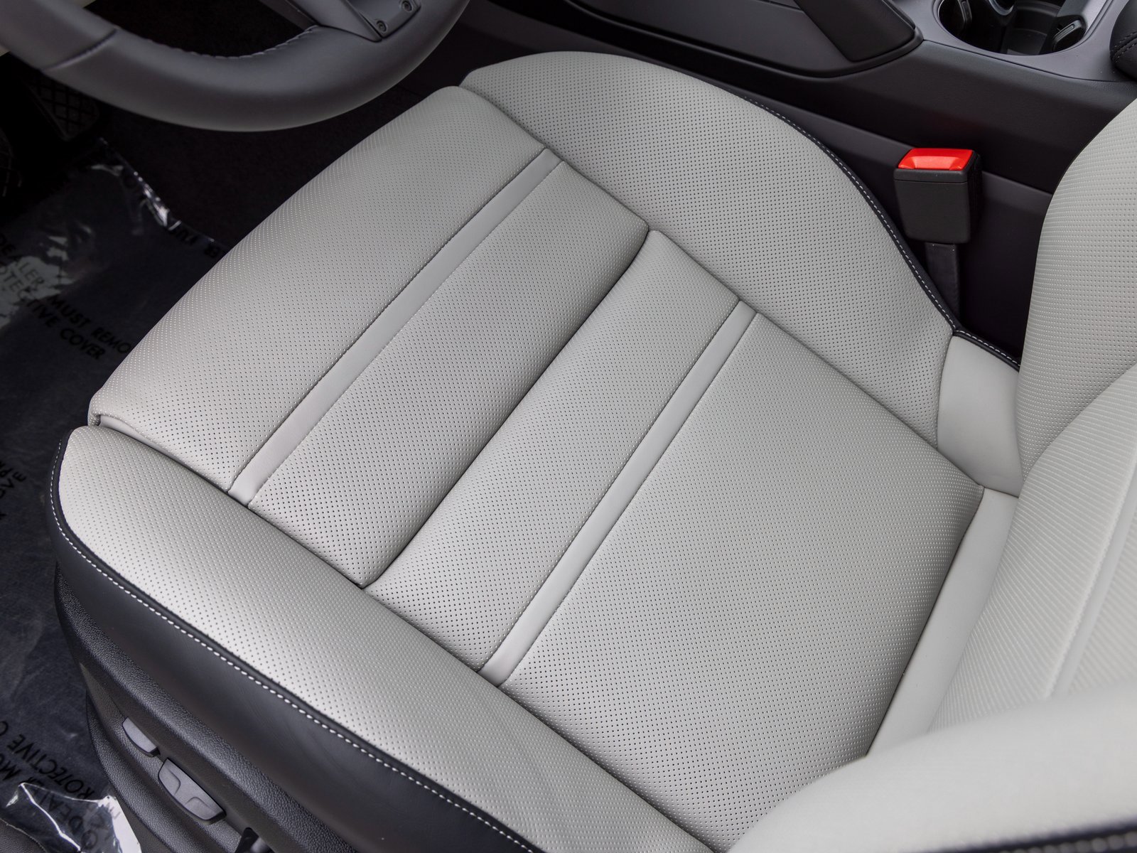 New 2026 Porsche Cayenne Coupe image 27