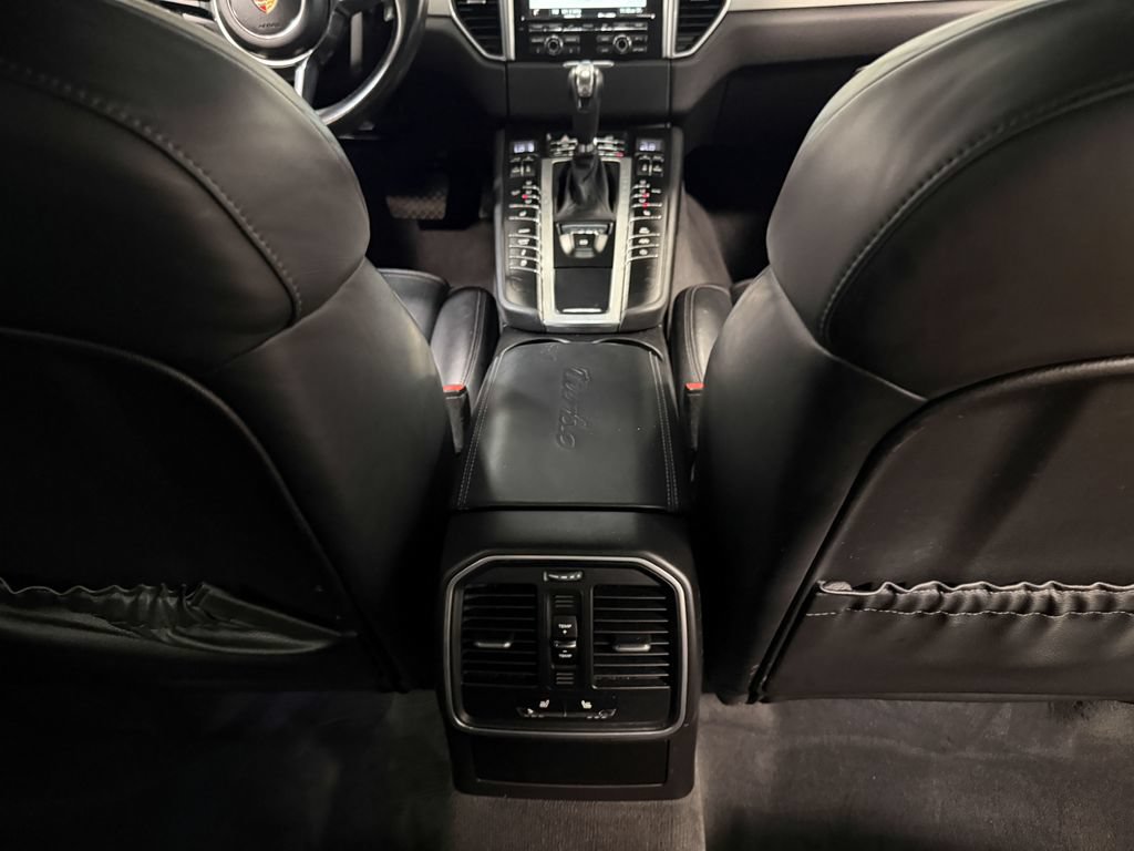 Used 2015 Porsche Macan Turbo AWD/4WD image 70