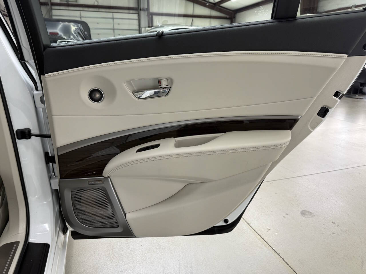 Used 2016 Acura RLX w/ Advance Package FWD image 14
