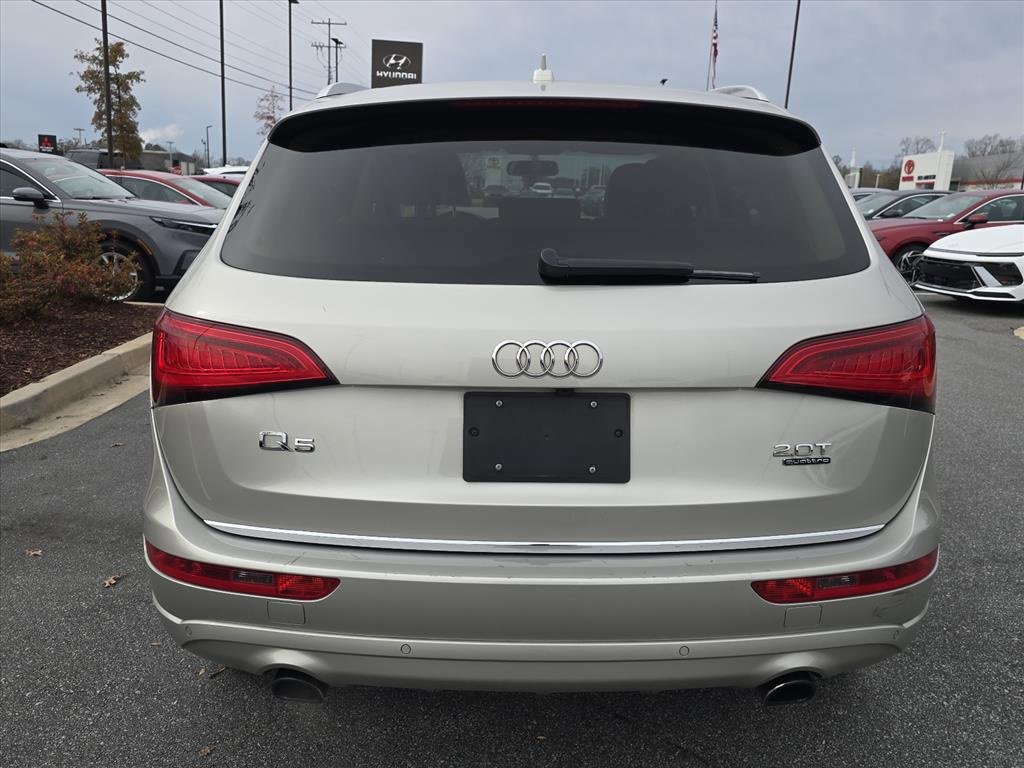 Used 2016 Audi Q5 2.0T Premium Plus w/ Technology Package image 4