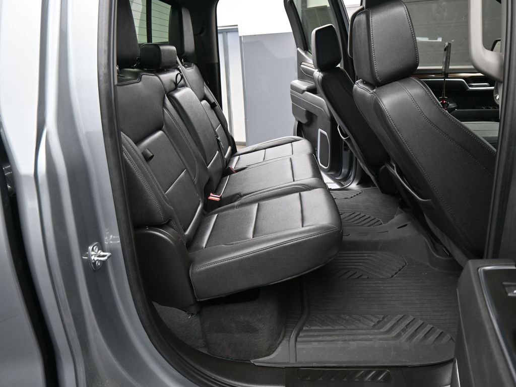 Used 2025 Chevrolet Silverado 1500 RST image 14