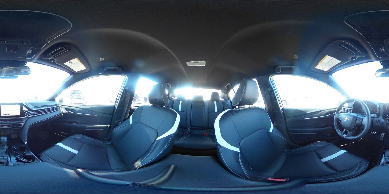 Used 2025 Toyota Camry SE image 42