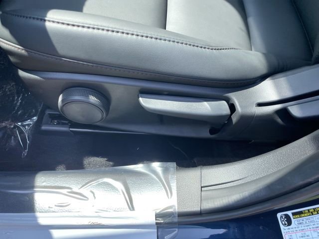 New 2025 MAZDA MAZDA3 s image 17