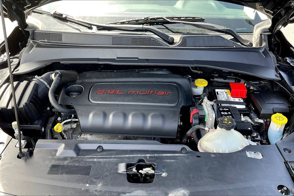 Used 2022 Jeep Compass Limited image 31