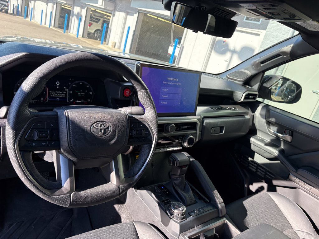 Used 2024 Toyota Tacoma TRD Off-Road w/ TRD Off Road Premium Package AWD/4WD image 17