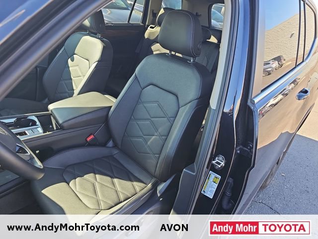 Used 2025 Volkswagen Atlas SE image 9