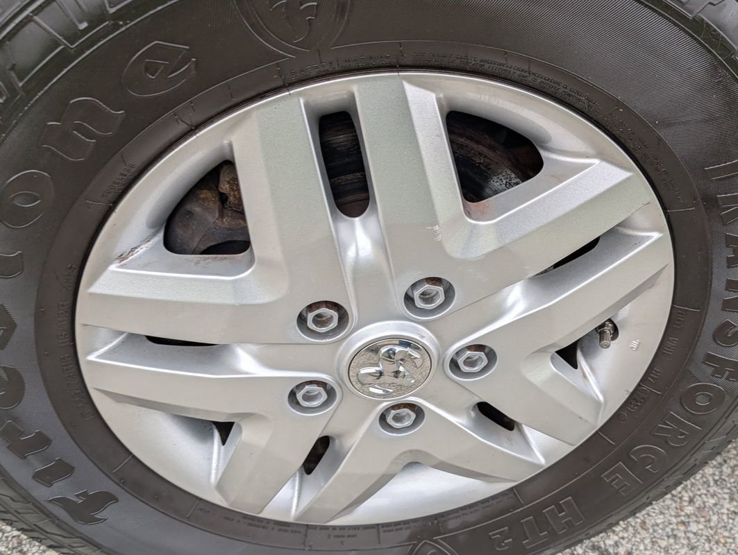 Used 2014 RAM ProMaster 2500 w/ Interior Convenience Group image 28