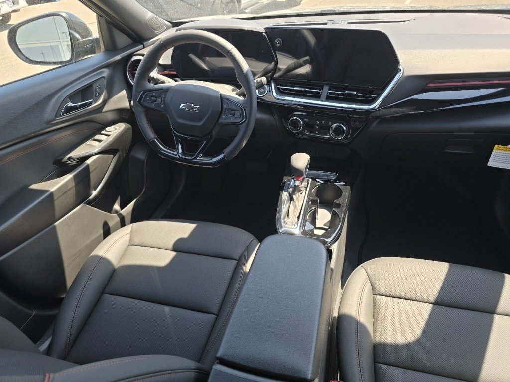 New 2026 Chevrolet Trax RS w/ Sunroof Package FWD image 18