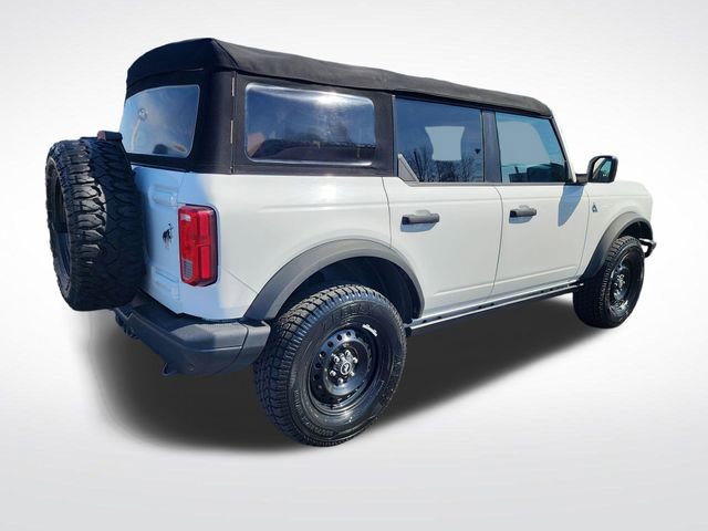 Used 2021 Ford Bronco Black Diamond image 5